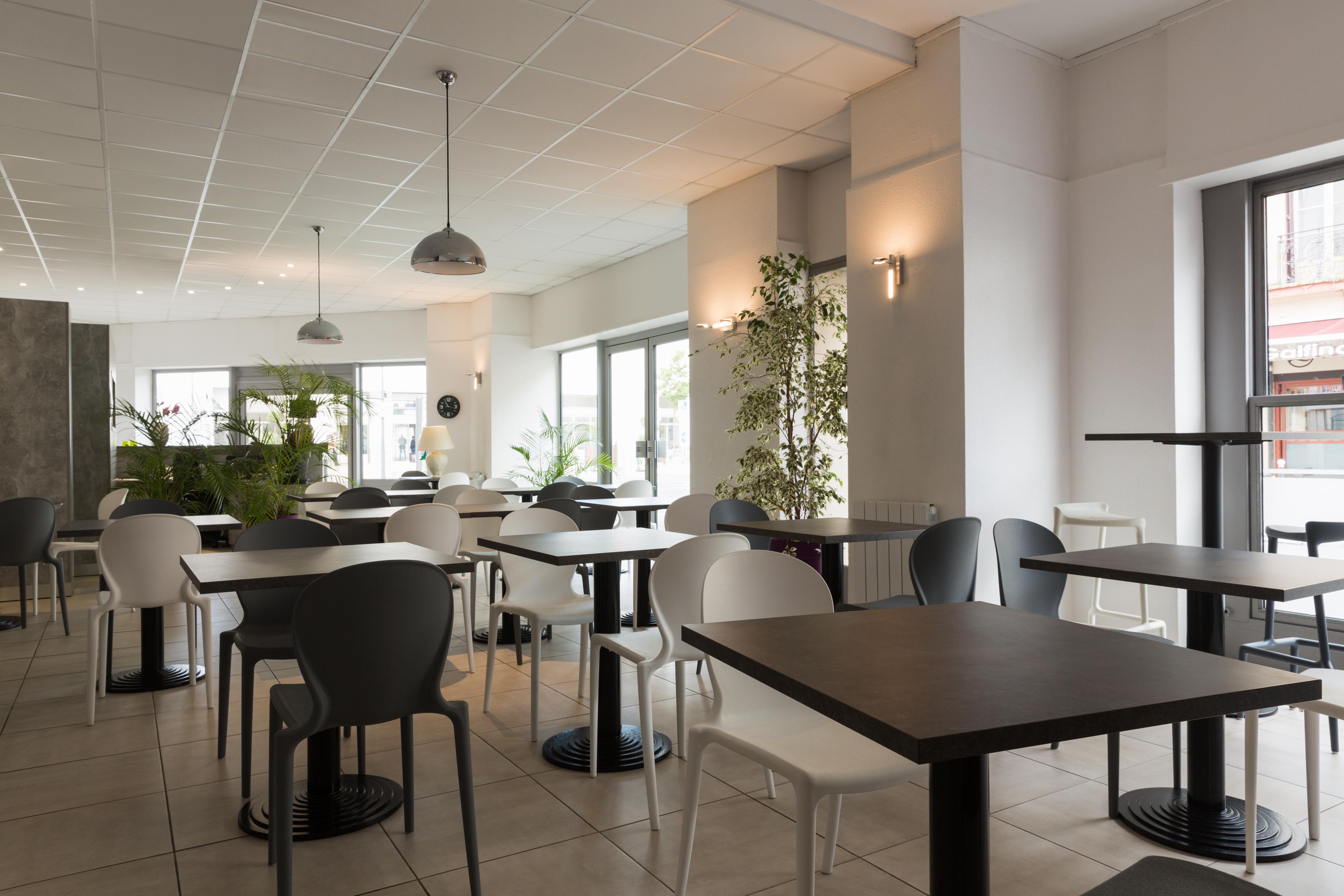 Brit Hotel Confort Nevers Centre Gare Ngoại thất bức ảnh